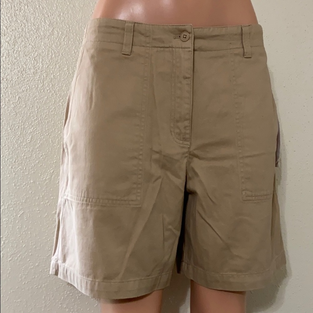 Jones New York  sport shorts